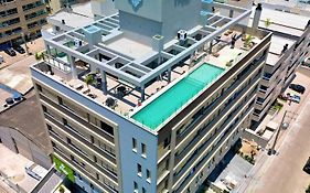 Elegance Apartamentos 1 Quarto Para 4 Pessoas Em Bombinhas, Piscina Aquecida
