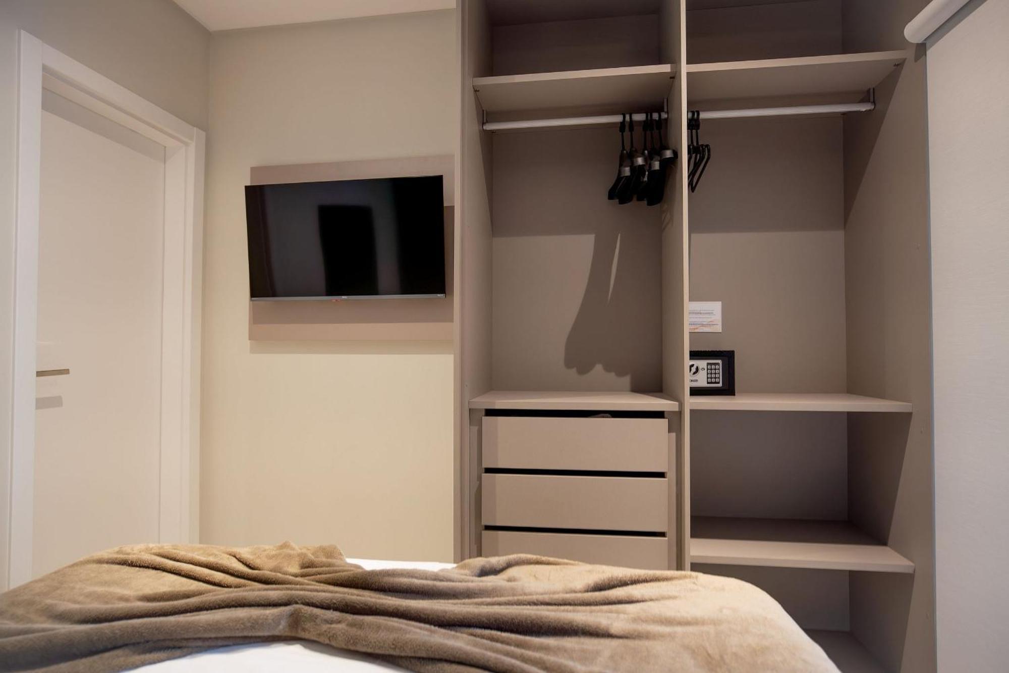 Elegance Apartamentos 1 Quarto Para 4 Pessoas Em Bombinhas Exterior foto